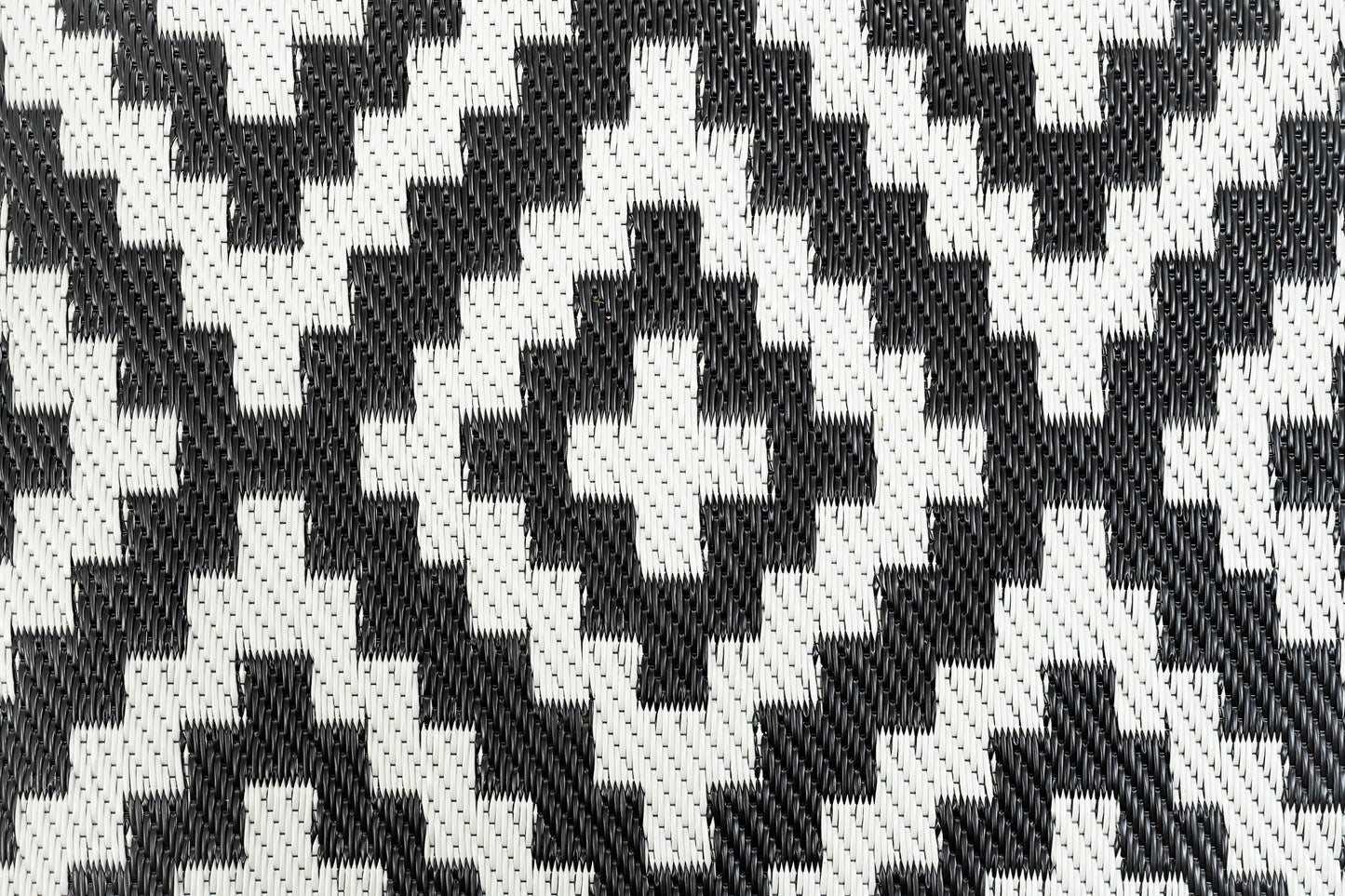 Outdoor Rug/Camping Mat - Large Diamond Black and Grey