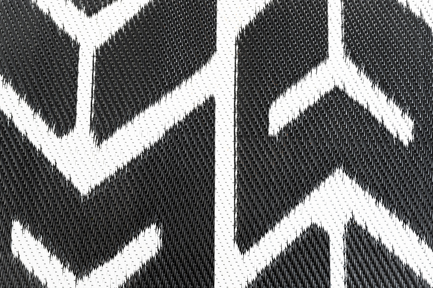 Outdoor Rug - Arrows Black and White