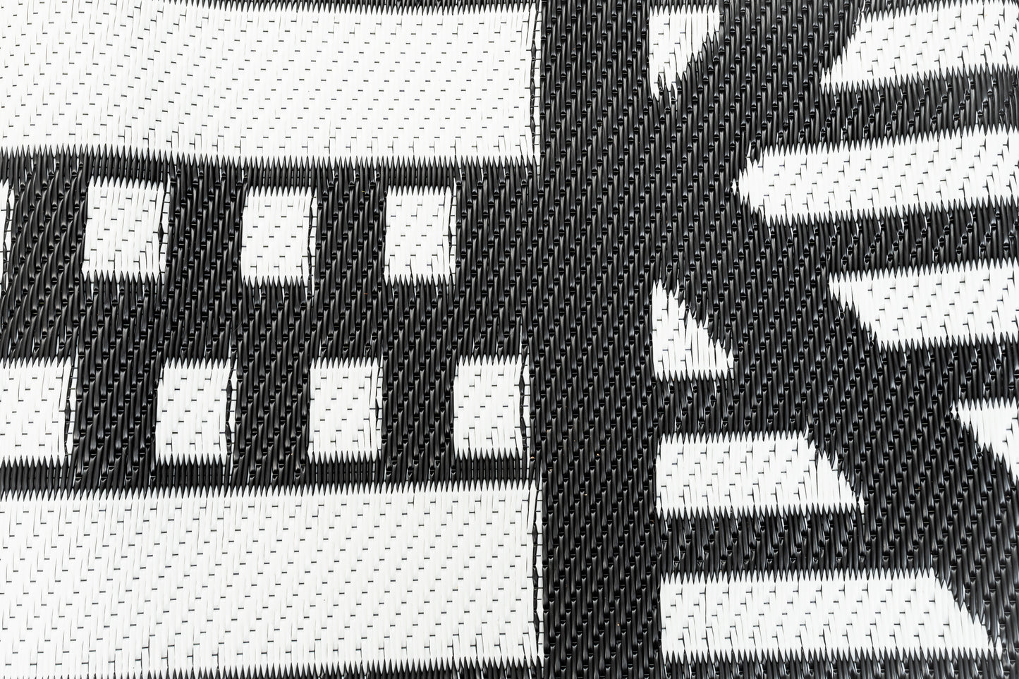 Outdoor Rug - Zulu Geometric Tribal