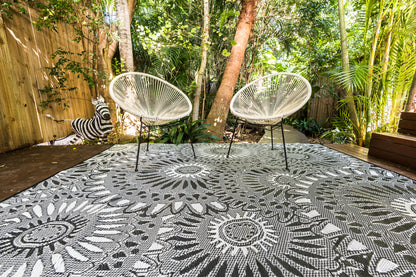 Flower wheel black outdoor rug waterproof reversible camping mat