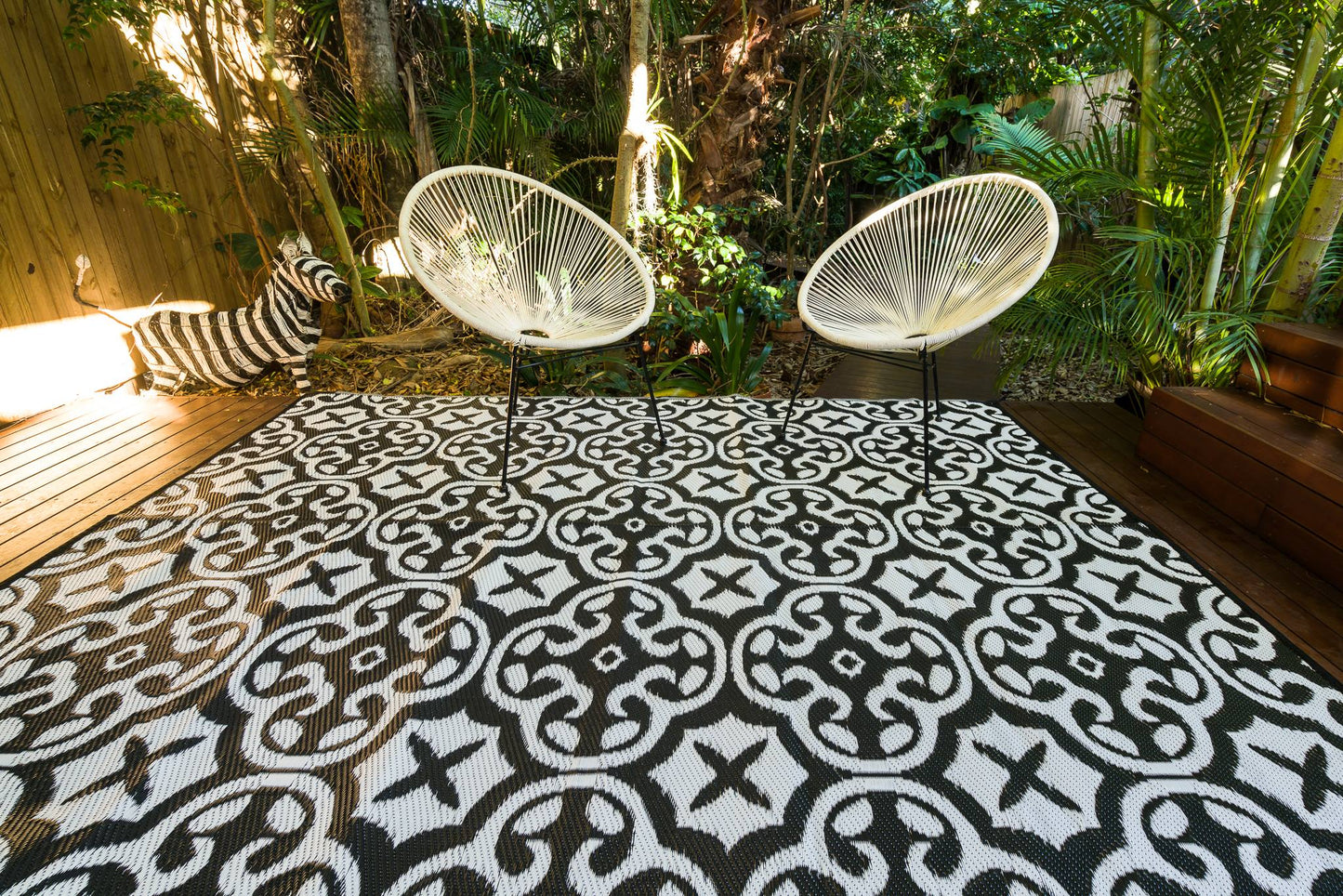 Lisboa black and white outdoor rug waterproof reversible camping mat