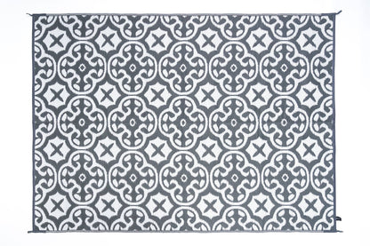 Lisboa outdoor rug woven polypropylene texture close up