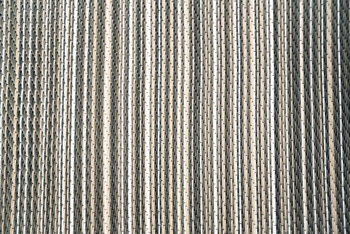 mexicali outdoor rug grey and white pattern detail