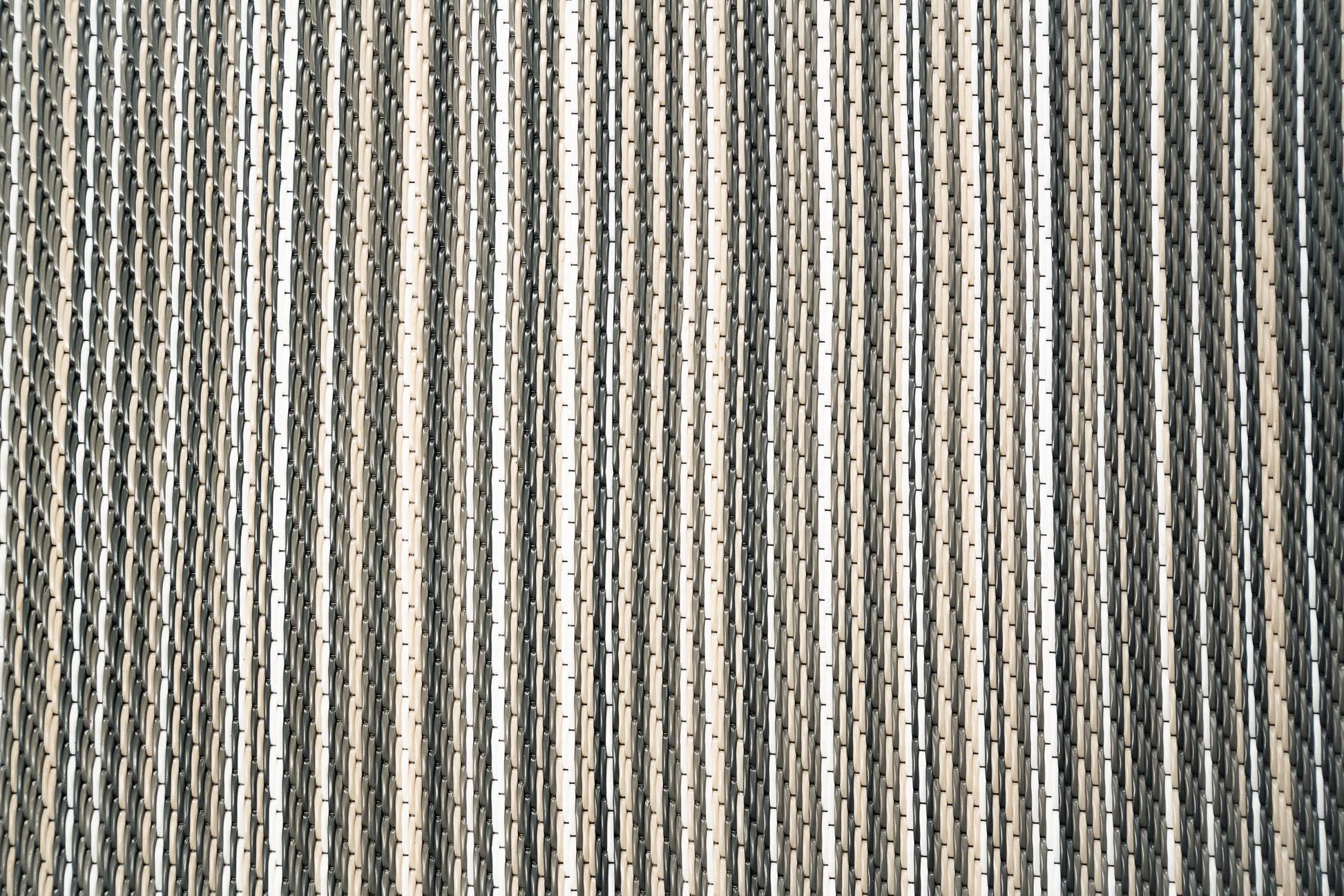 mexicali outdoor rug grey and white pattern detail