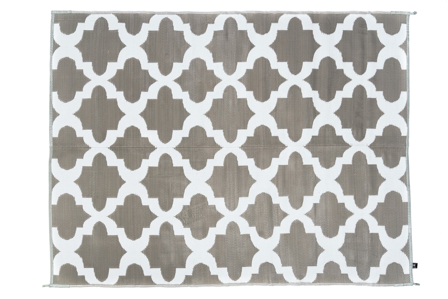 Morocco outdoor rug woven texture close up