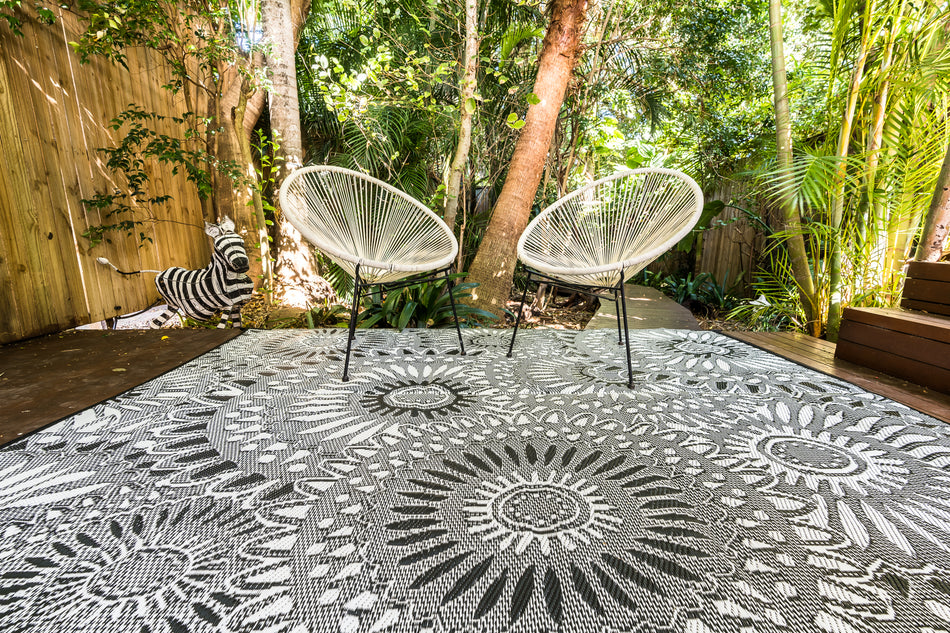 outdoor.rug