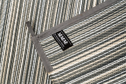 xl mexicali grey close up modern pattern